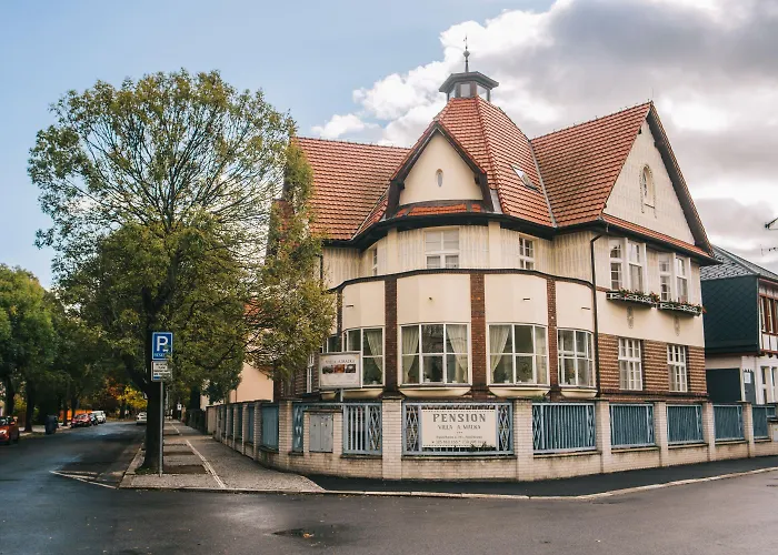 A. Malka ゲストハウス 3*