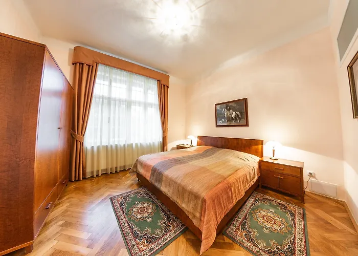 A. Malka ゲストハウス 3*