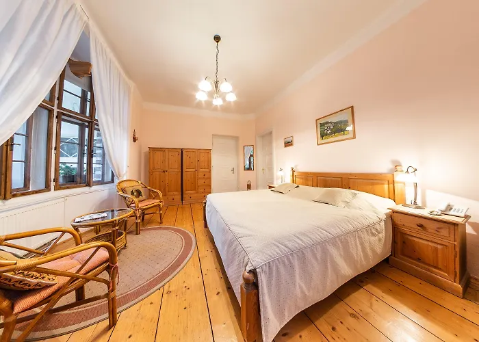 A. Malka ゲストハウス 3*