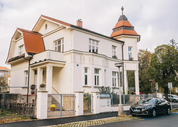 ゲストハウス A. Malka Poděbrady